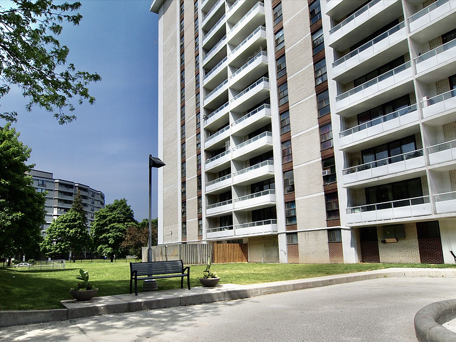 3-bench-at-front-entrance